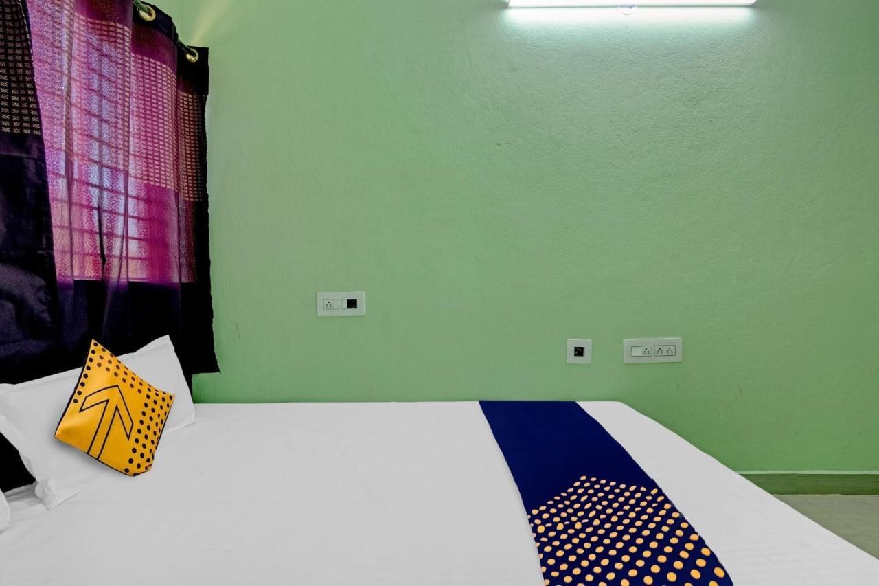Hotel Spot On B R Comforts Krs Back Water Hosa Kannambādi Esterno foto