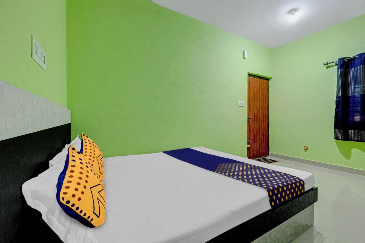 Hotel Spot On B R Comforts Krs Back Water Hosa Kannambādi Esterno foto