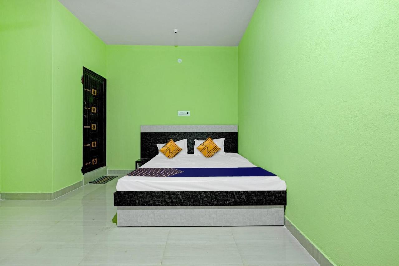 Hotel Spot On B R Comforts Krs Back Water Hosa Kannambādi Esterno foto